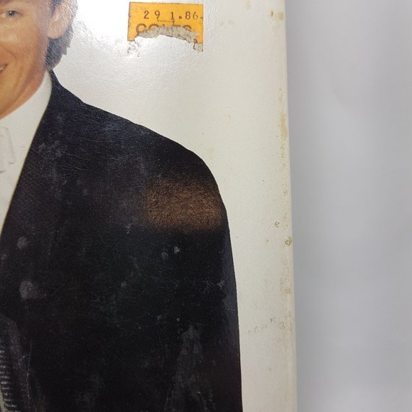 Book Gretzky From the Backyard Rink to the Stanley Cup by Walter Gretzky 1984 - Picture 9 of 15